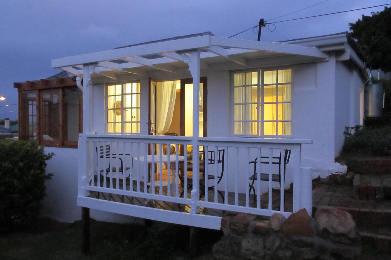 Bosky Dell On Boulders Simon's Town